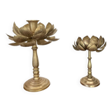 Set de deux anciens bougeoirs fleurs de lotus en laiton