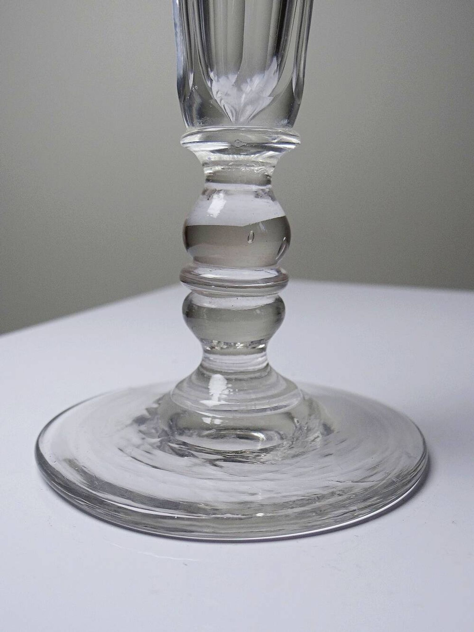 Champagne coupe, antique champenoise attributed to Baccarat, Napoleon III.