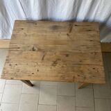 Table pin