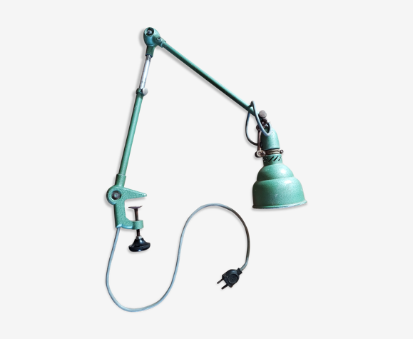Lampe industrielle articulée