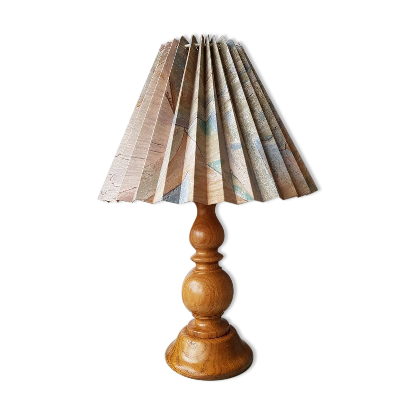 Wooden table lamp with 80s fabric blind