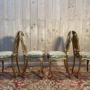 Suite de 4 chaises en bois doré Napoléon III