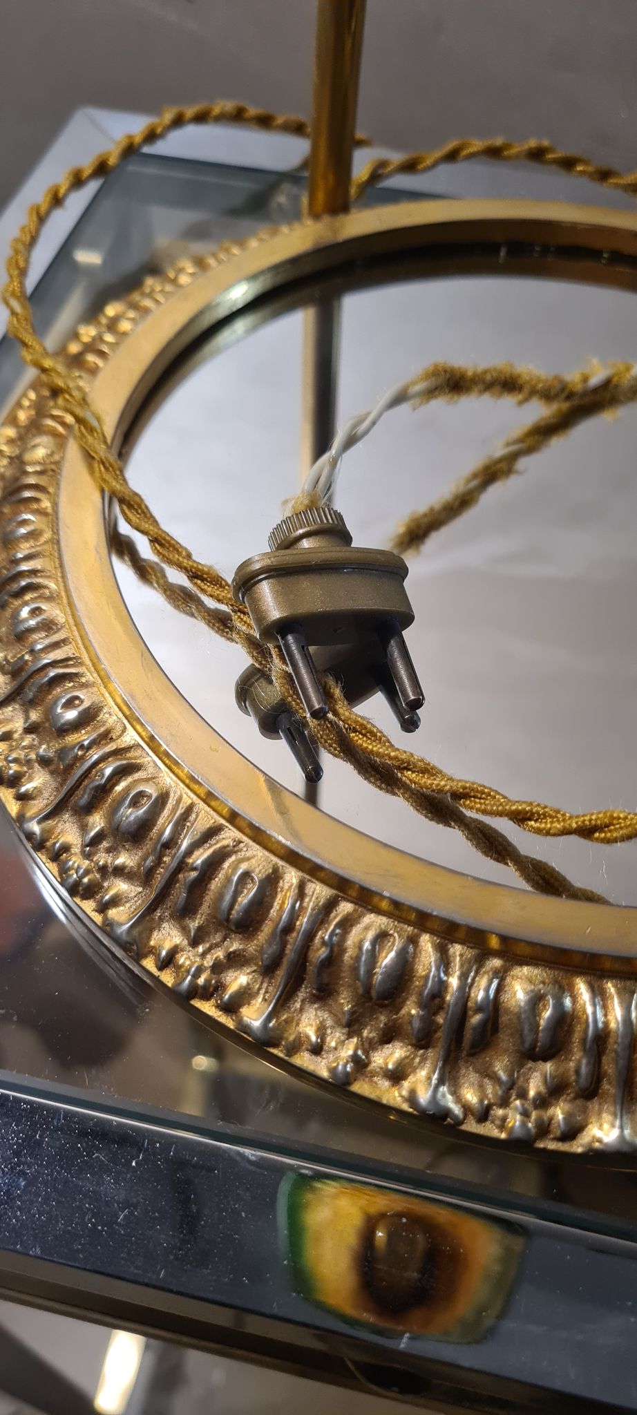 Art deco style lamp