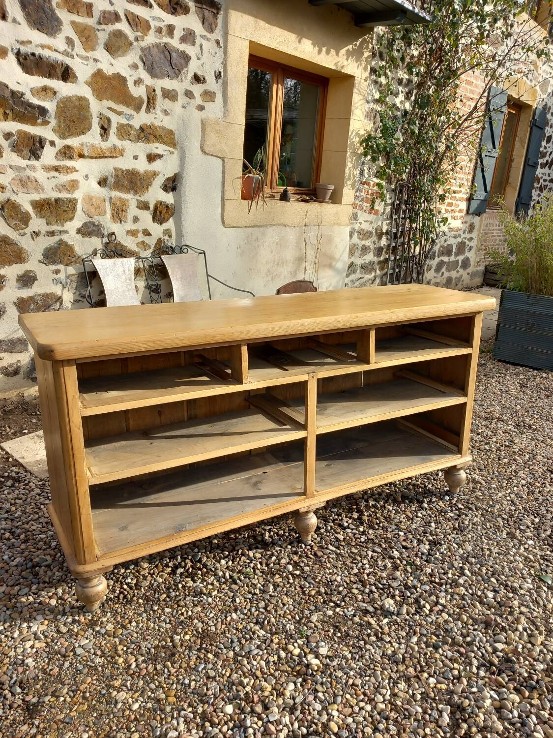 Antique English sideboard/furniture