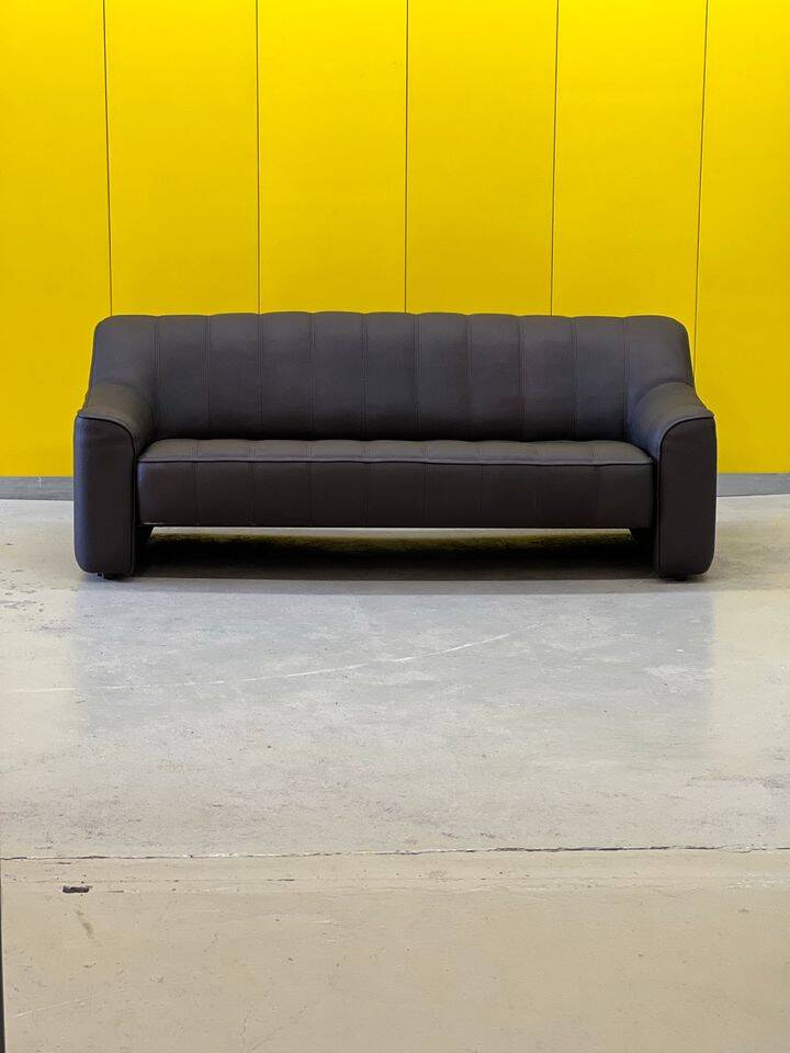 Black leather 3-seater sofa by De Side, from 1970's model 44