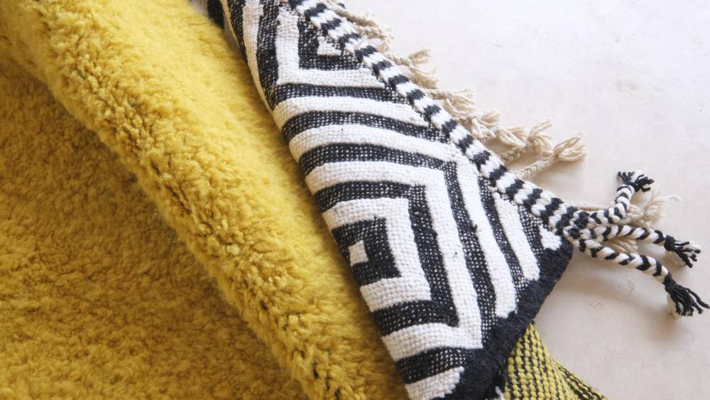 Berber Ethnic Rug - 296 x 196 cm