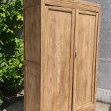 Parisian wardrobe in natural wood