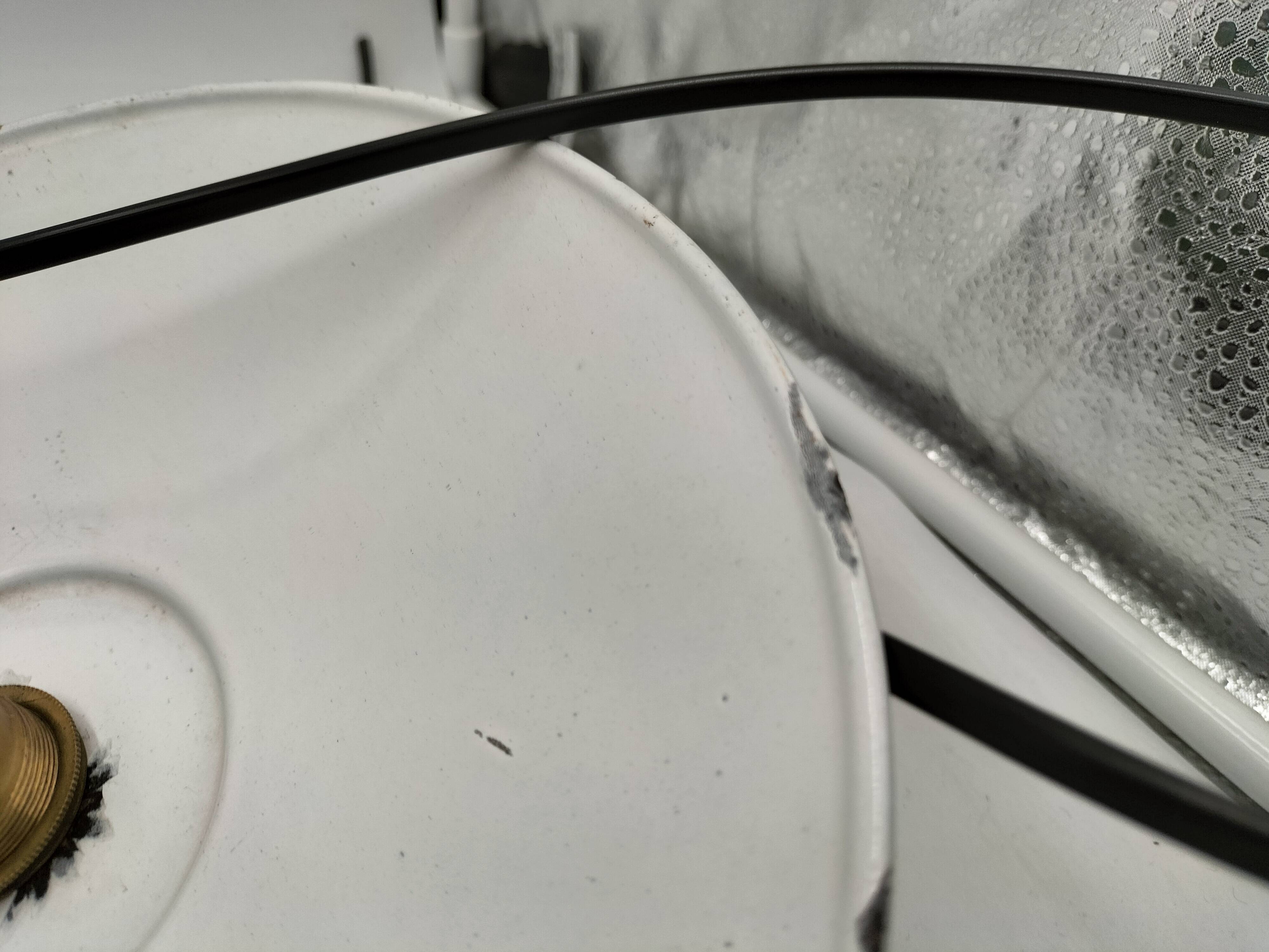 Enameled sheet metal pendant lights