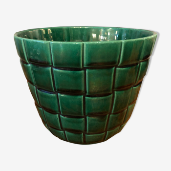 St Clement's ceramic pot cache
