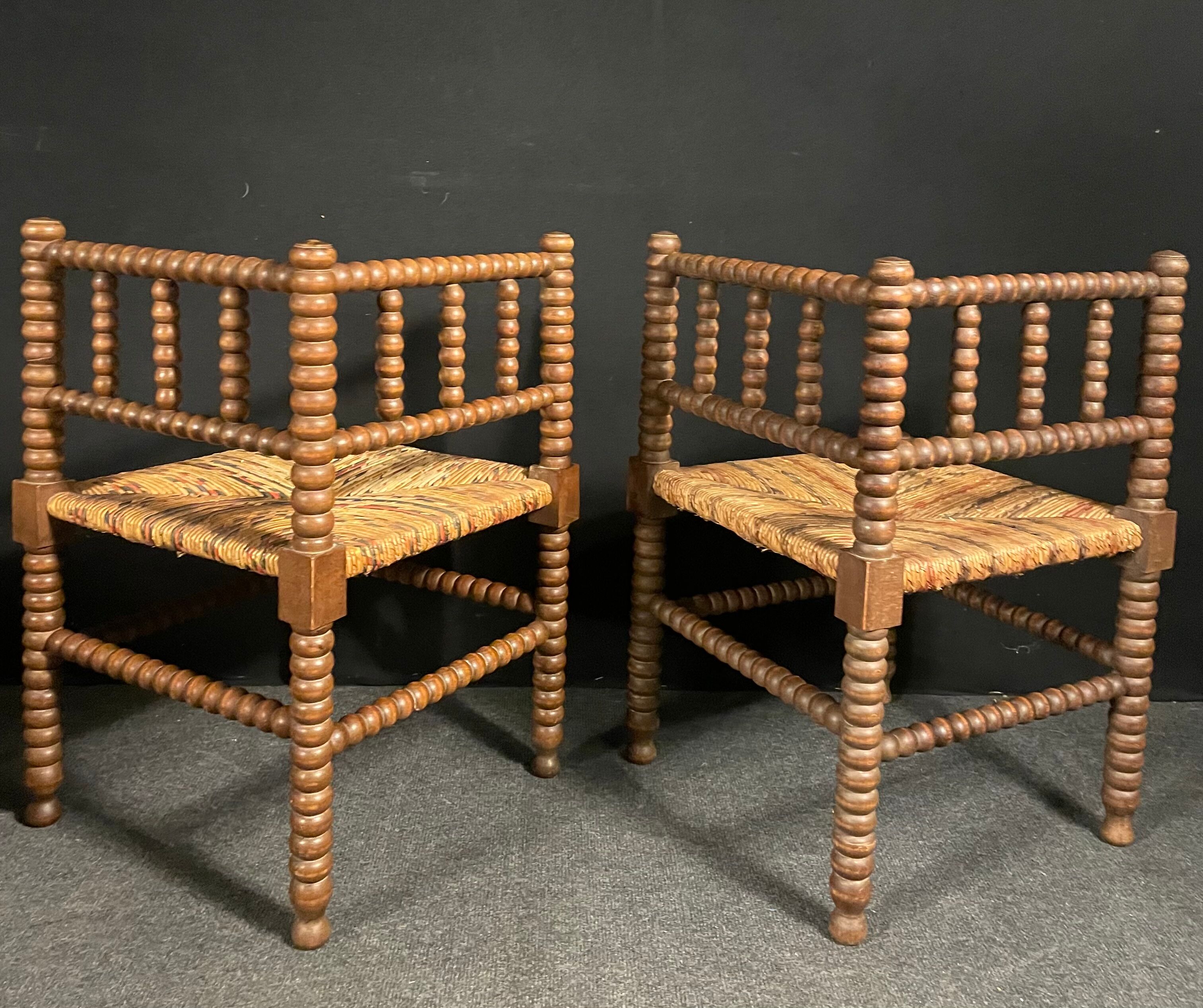 Paire de chaises coin de feu
