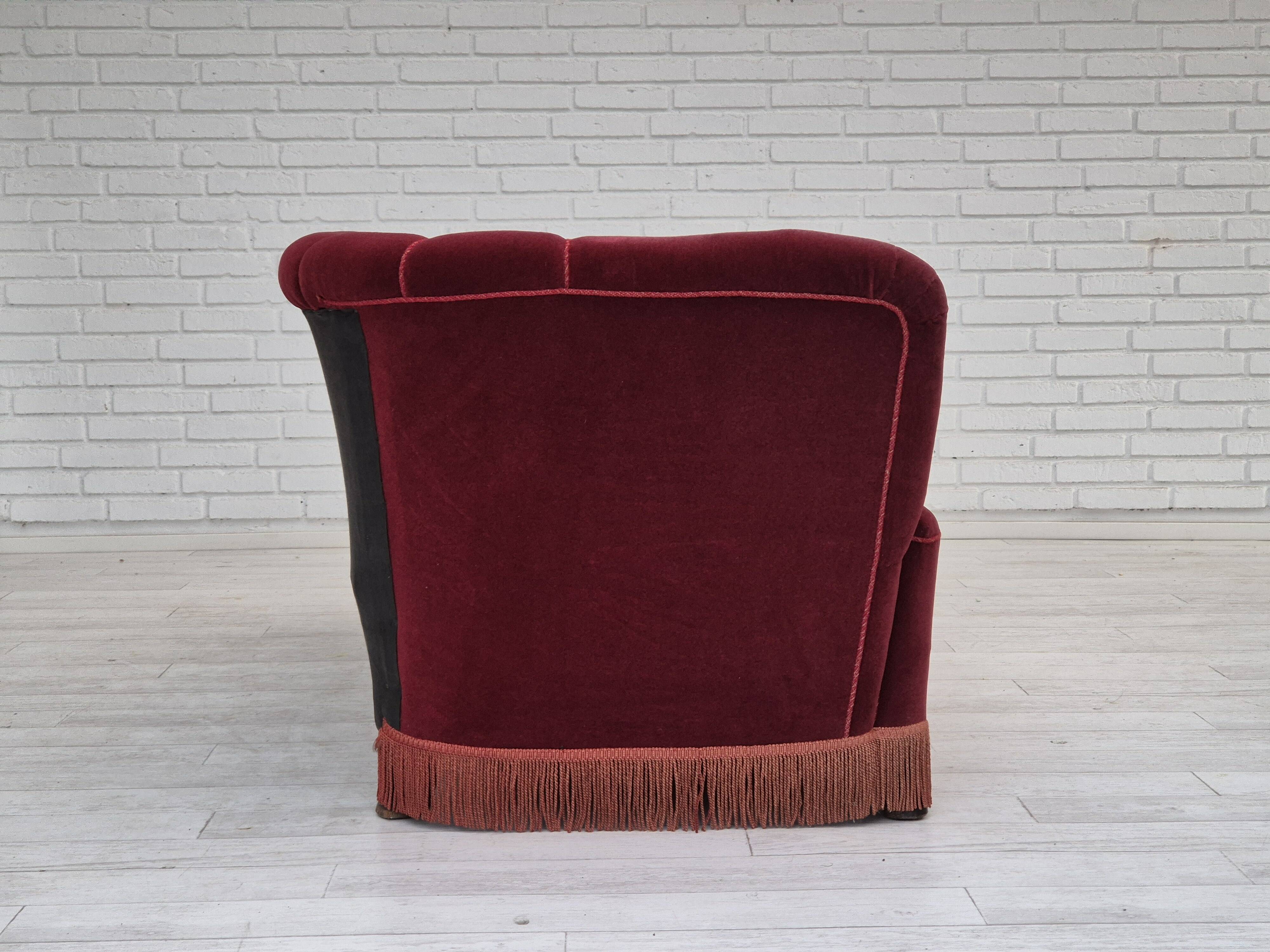 1960s, Danish 3 seater sofa, original condition, cherry-red furniture velour.