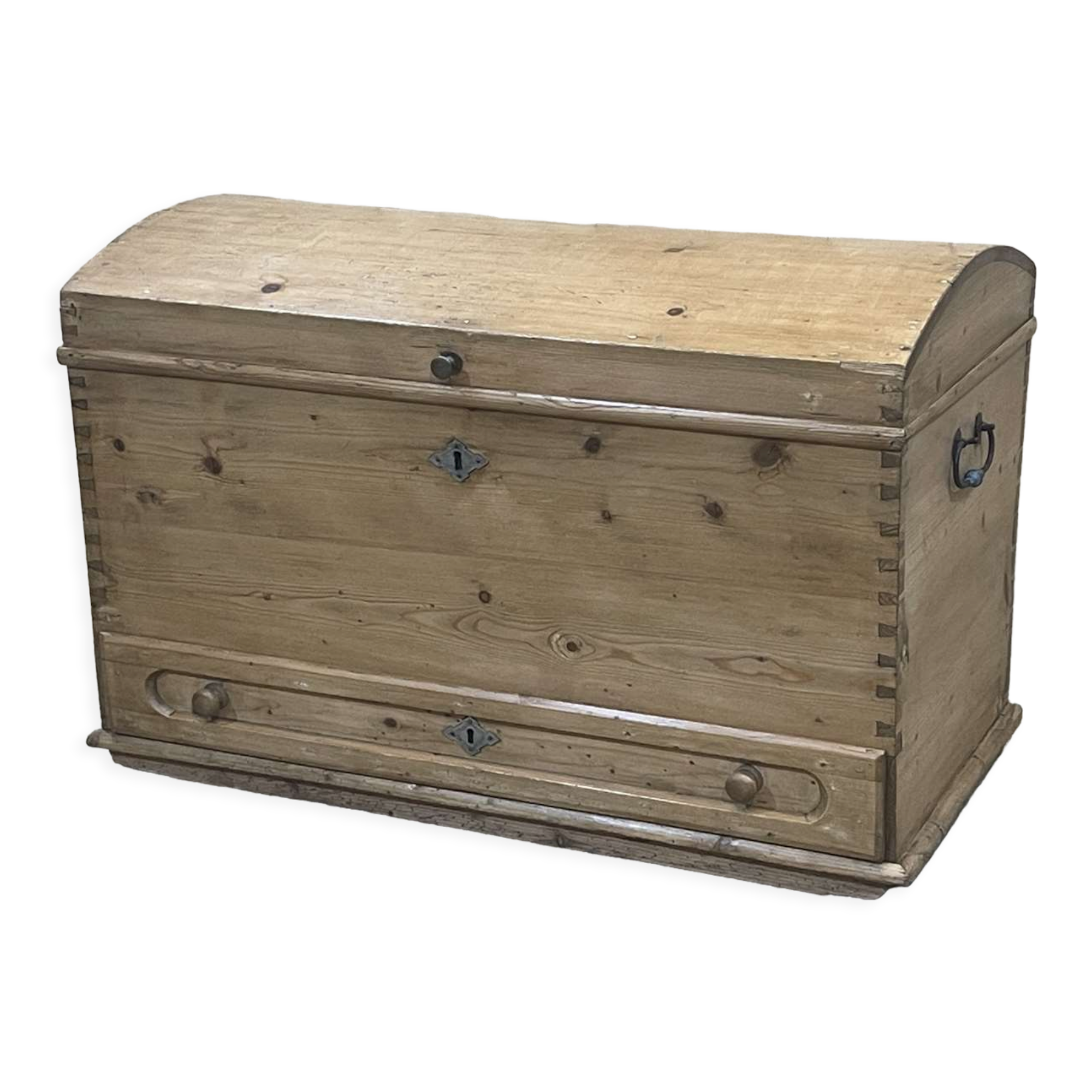 English domed fir chest - 19th century