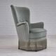 Fauteuil danois des années 1970, état d'origine, tissu d'ameublement velours, pieds en hêtre.