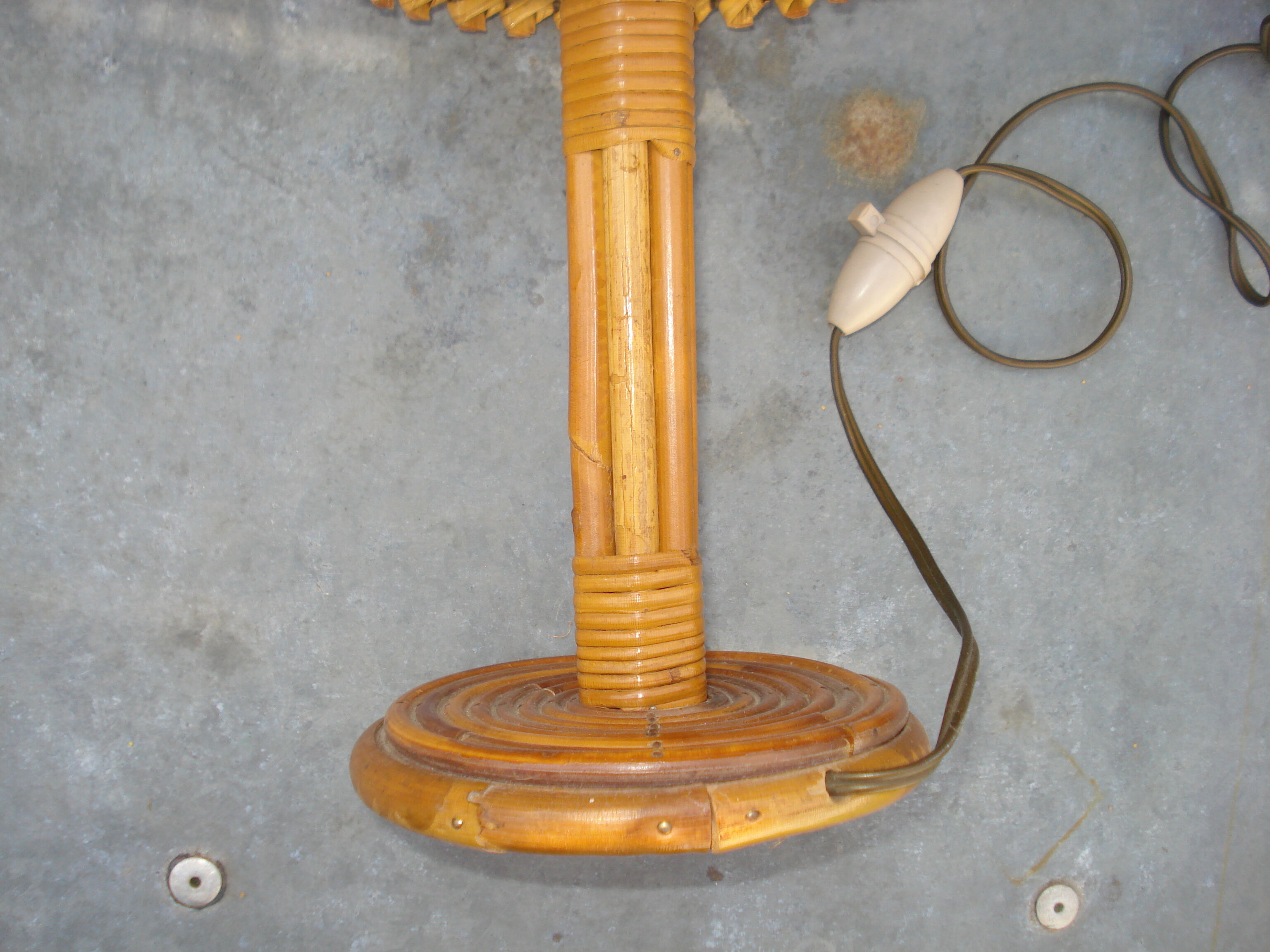 60s bamboo rattan lamp