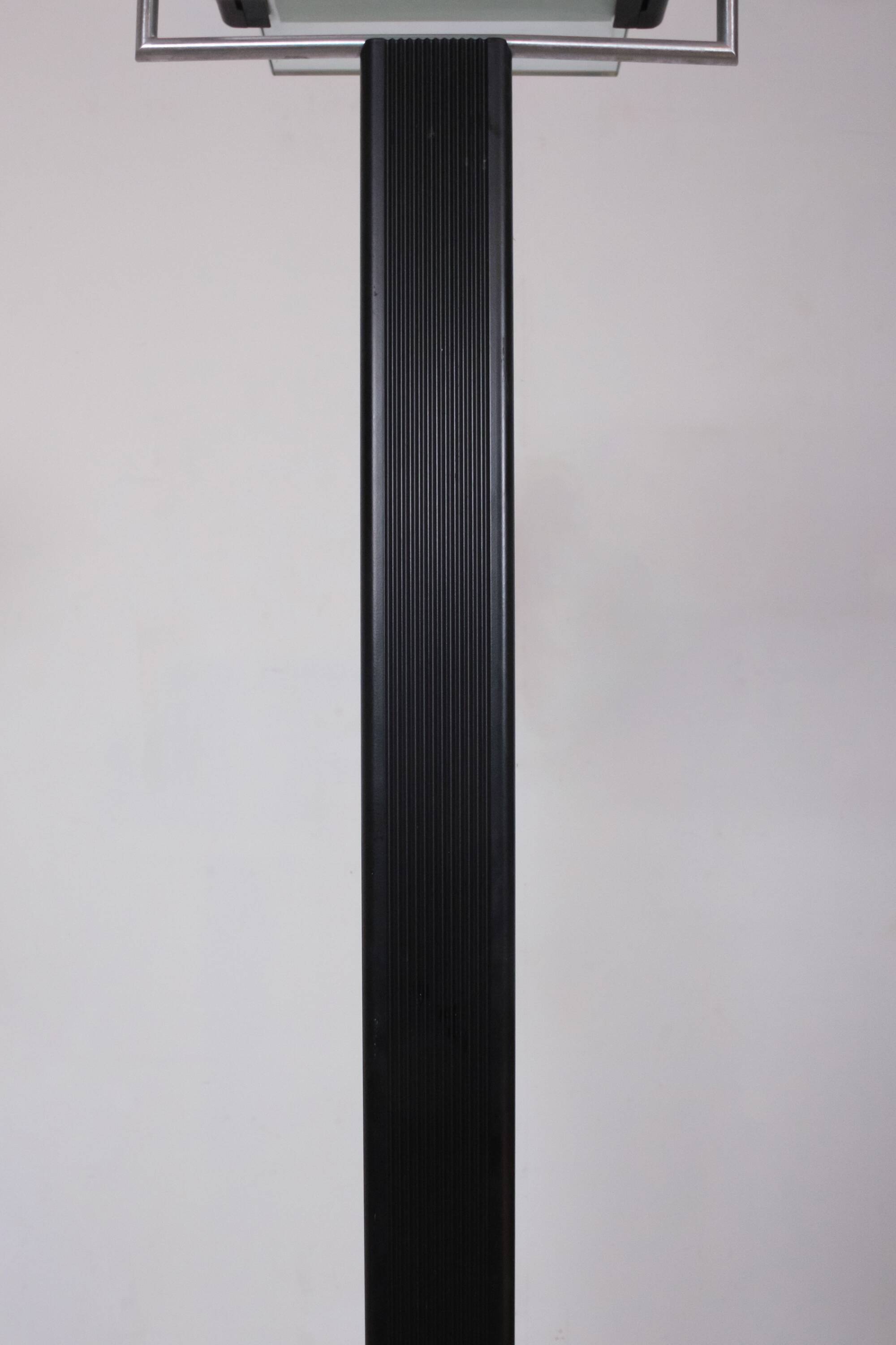 Dhiedron Lamp by Giovanni Grignani by Lamperti