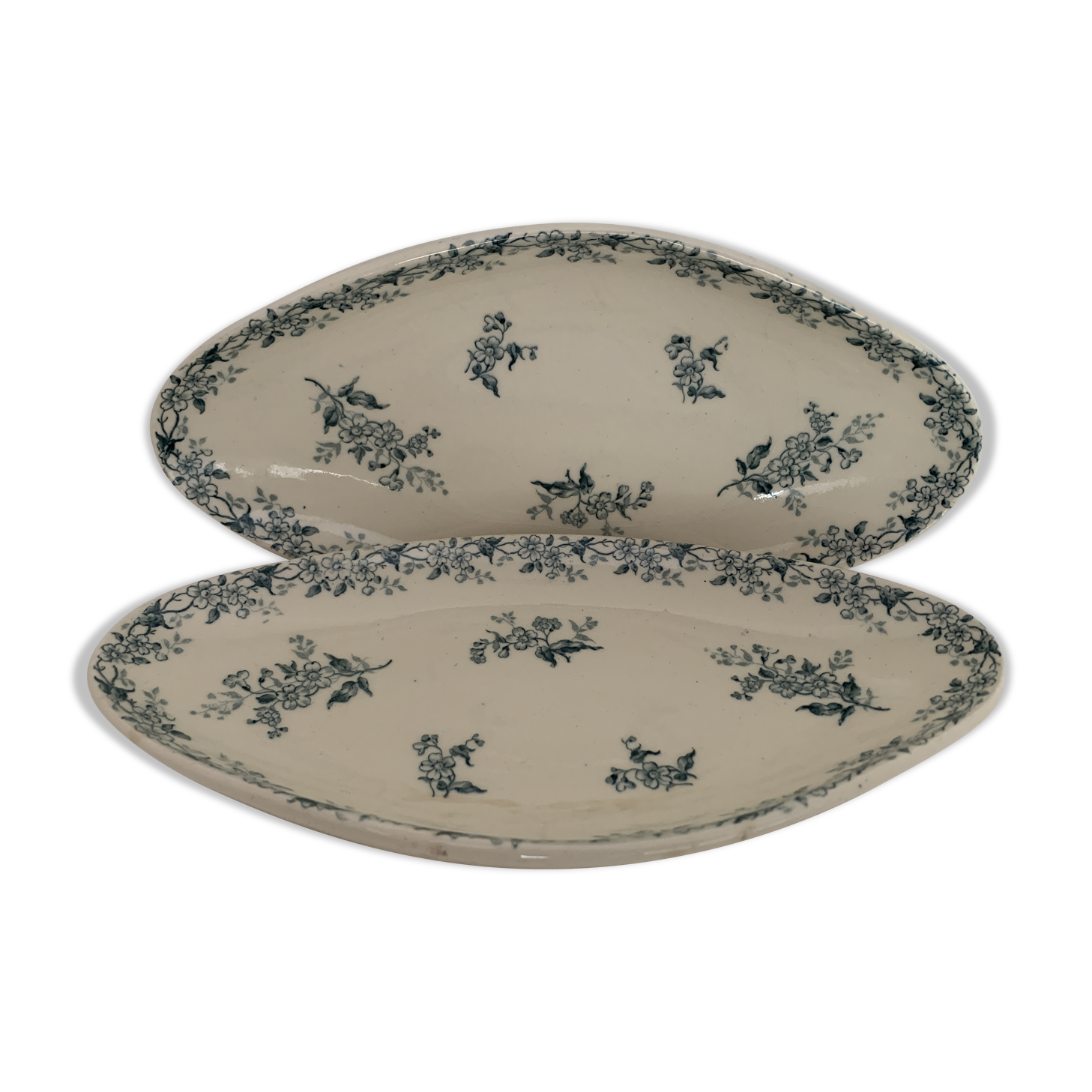 Pair of Gien opaque porcelain ravines, April model