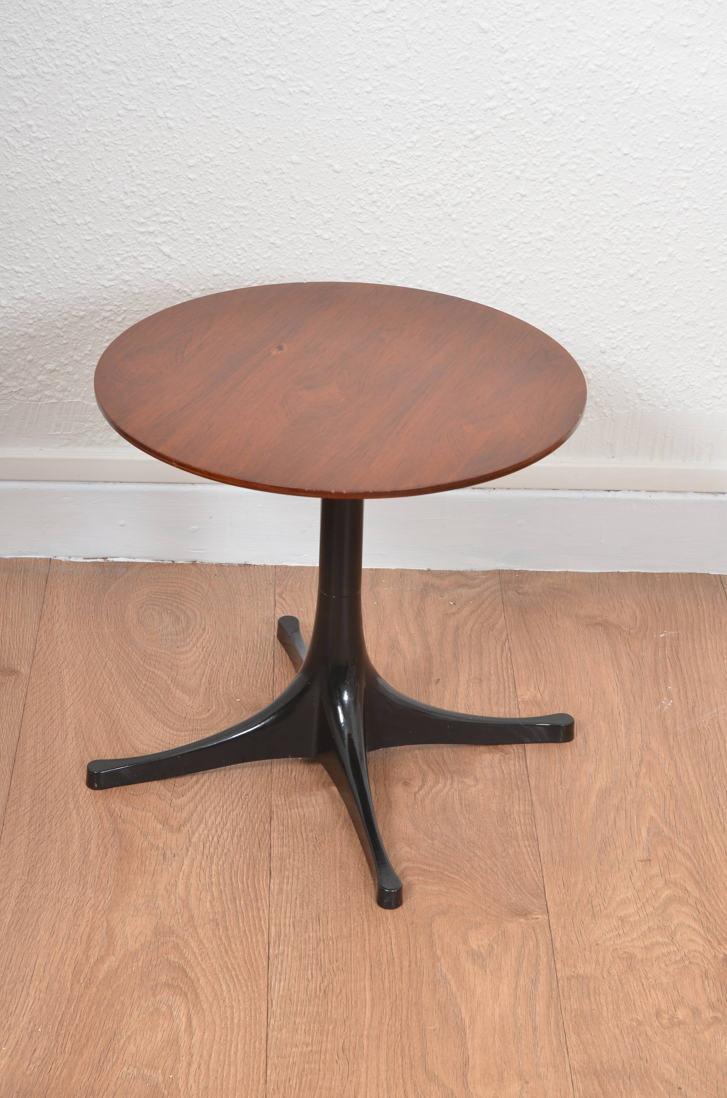 George Nelson side coffee tables for Hermann Miller