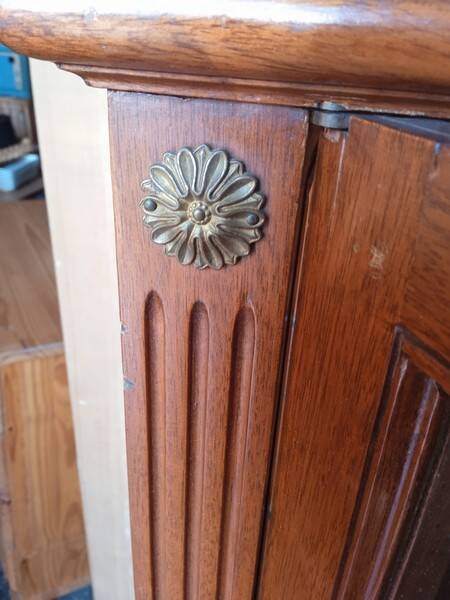 Empire display case 2 wooden doors, 1940/50s