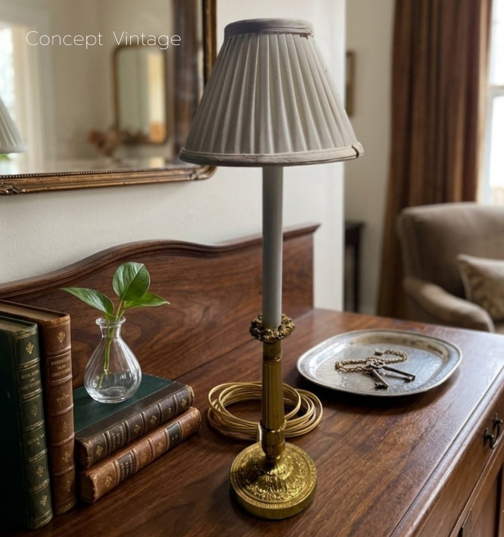 Superbe Lampe de Table Style Empire - Bronze Doré & Abat-jour Plissé