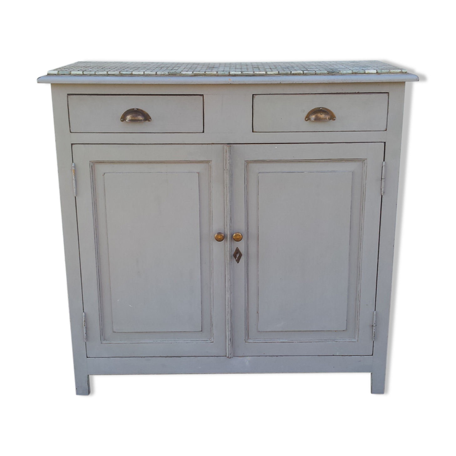 Grey parisian buffet, tile tray "pool"