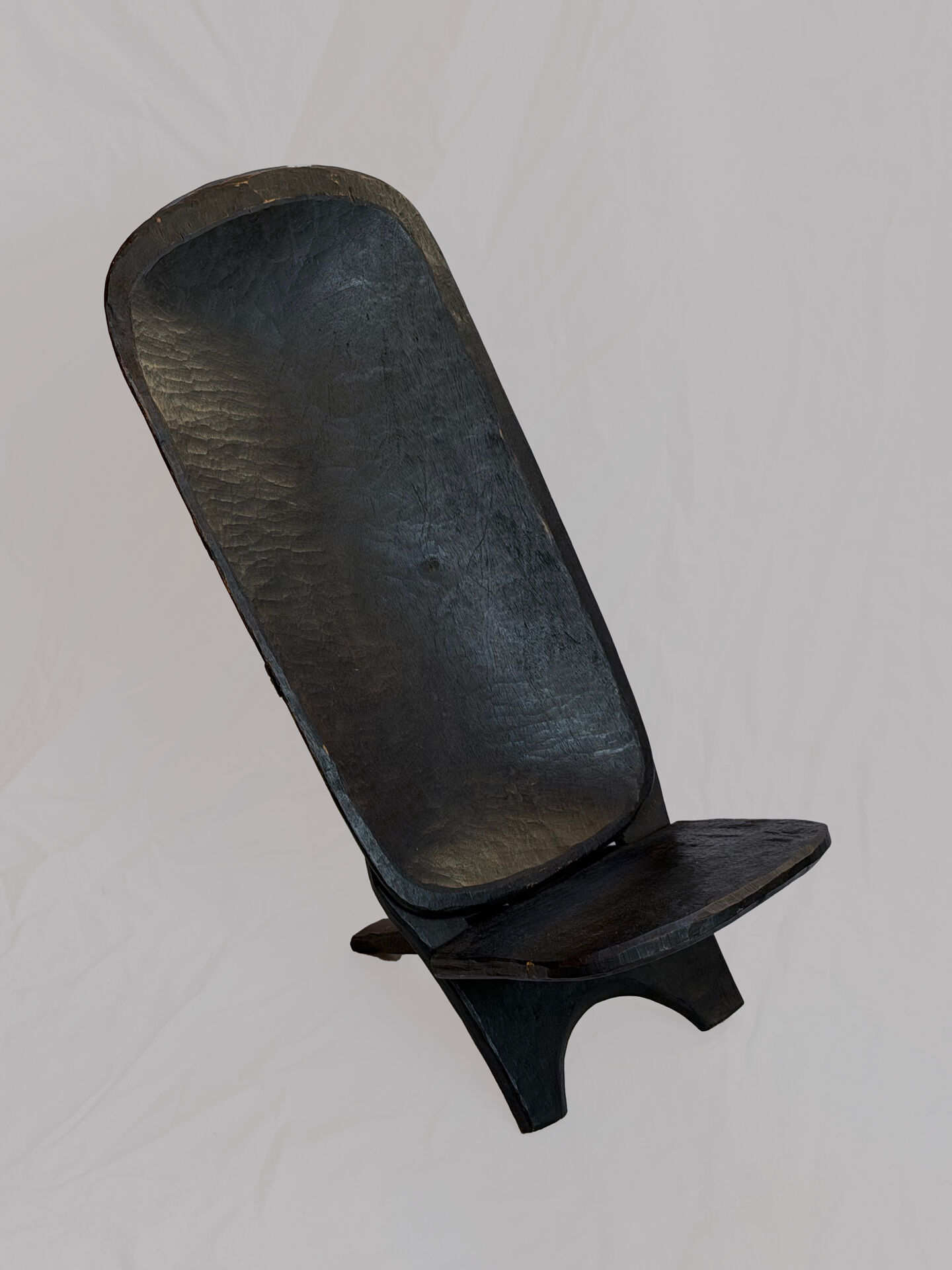 African wooden talking chair – Handmade armchair from Burkina Faso