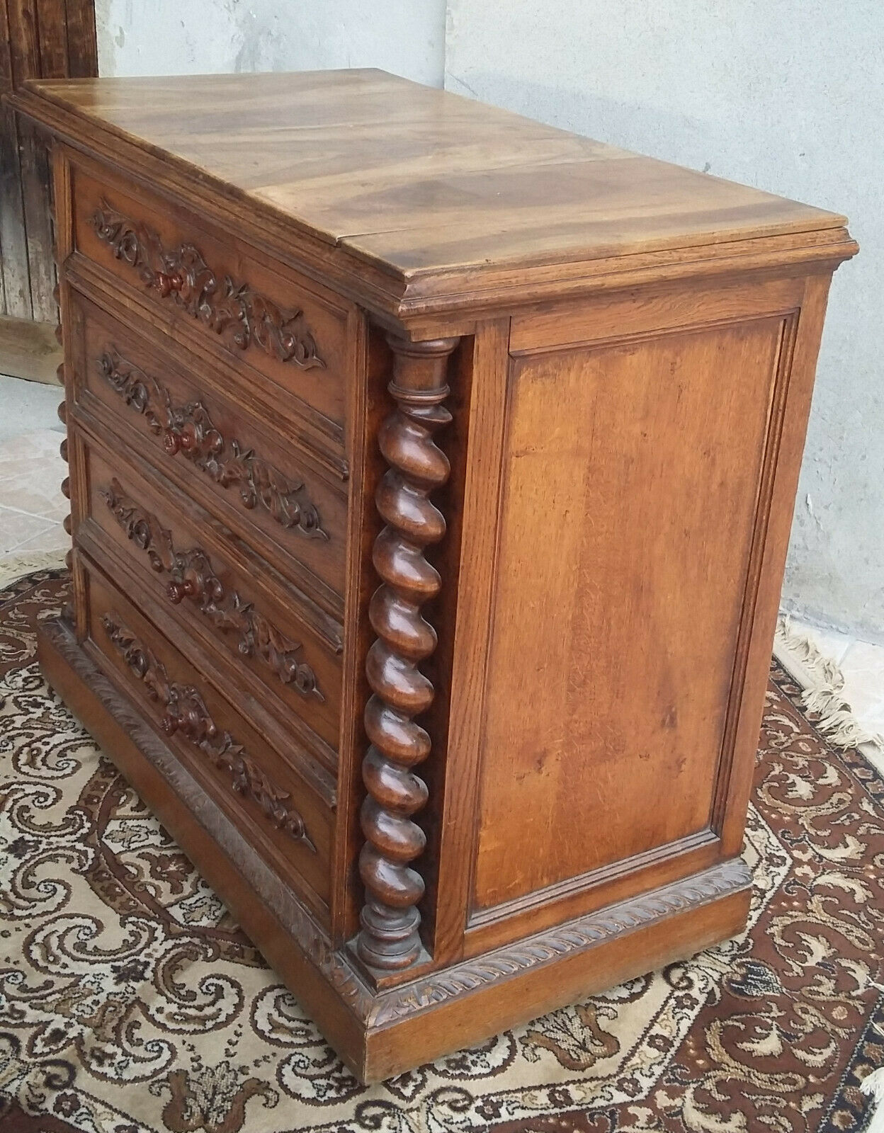 Louis XIII Commodity