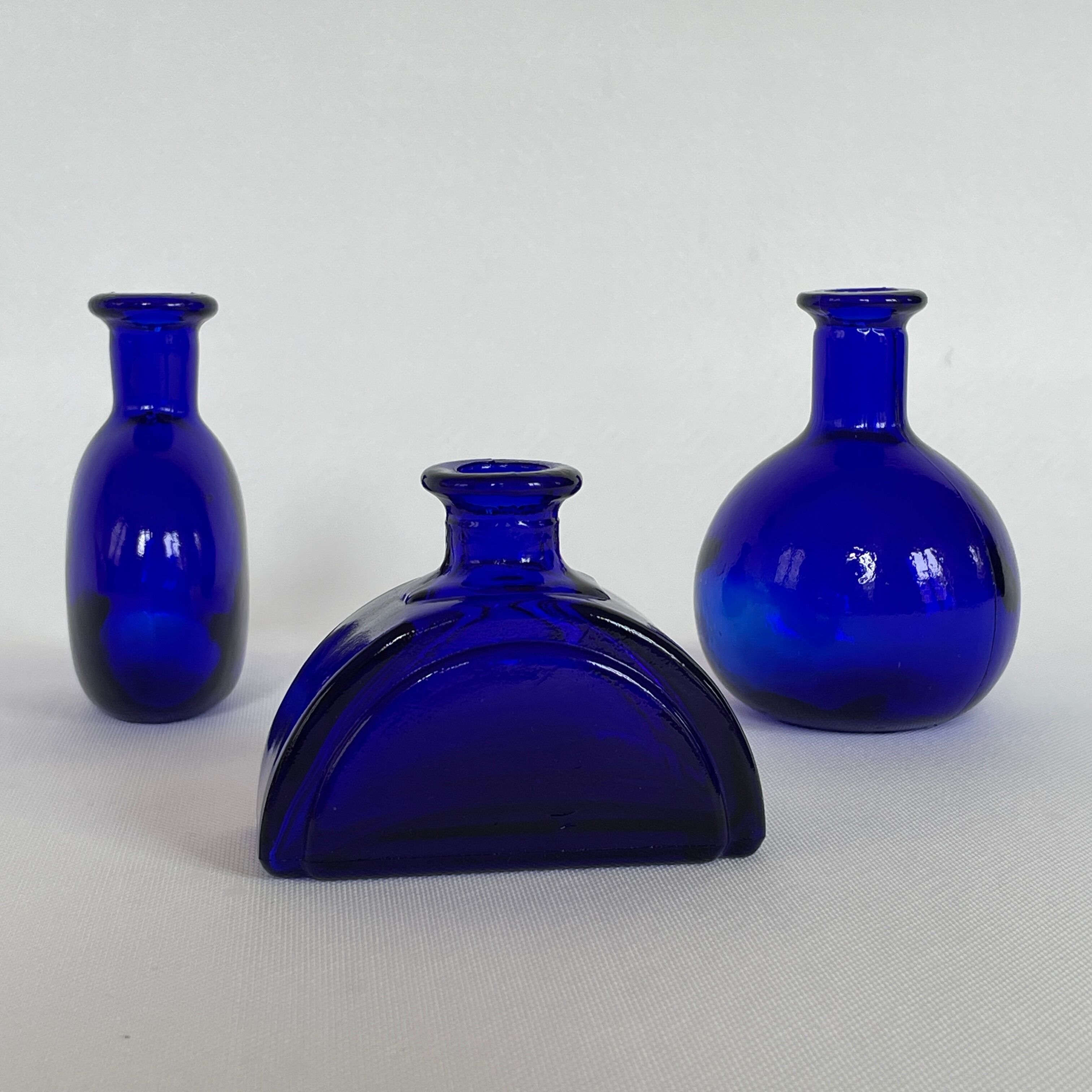 Set de 3 flacons en verre, vintage 1970