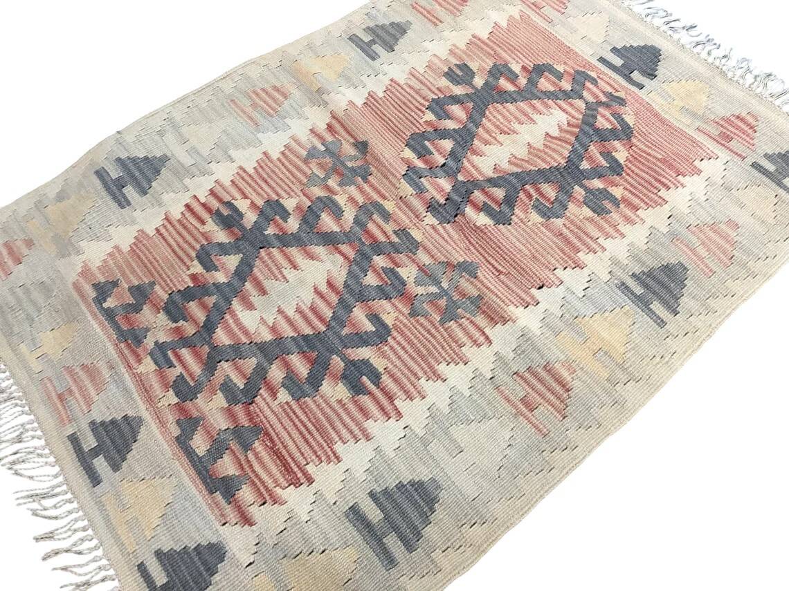 Oushak Vintage Small Kilim Rug