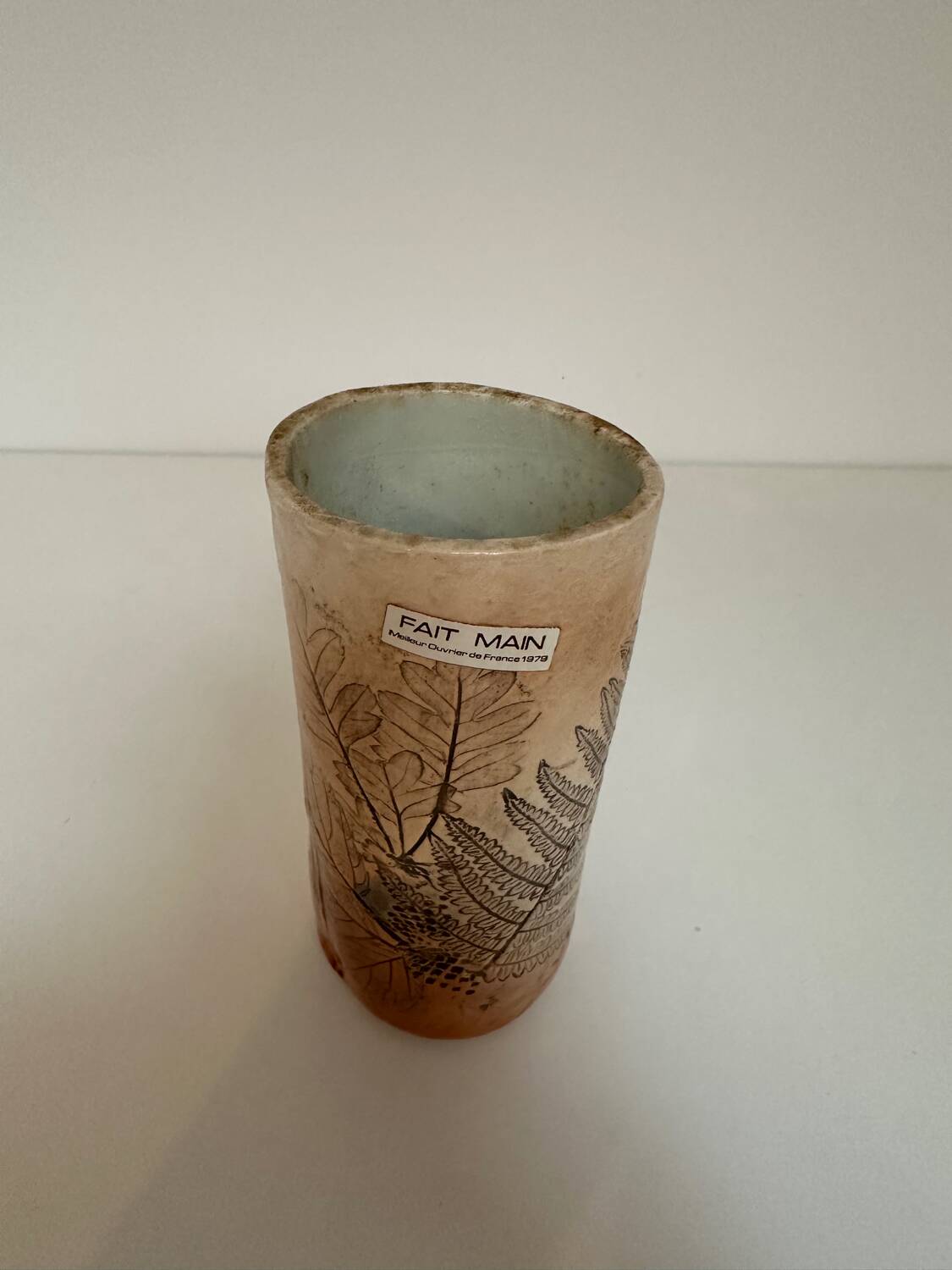 Vase rouleau herbier meilleur ouvrier de France 1970