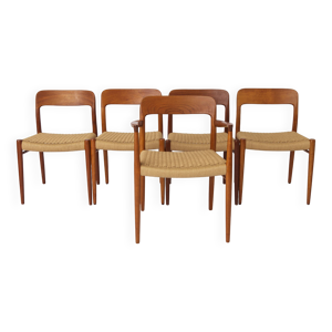 5 chaises niels Moller,
