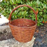 Round raw wicker basket