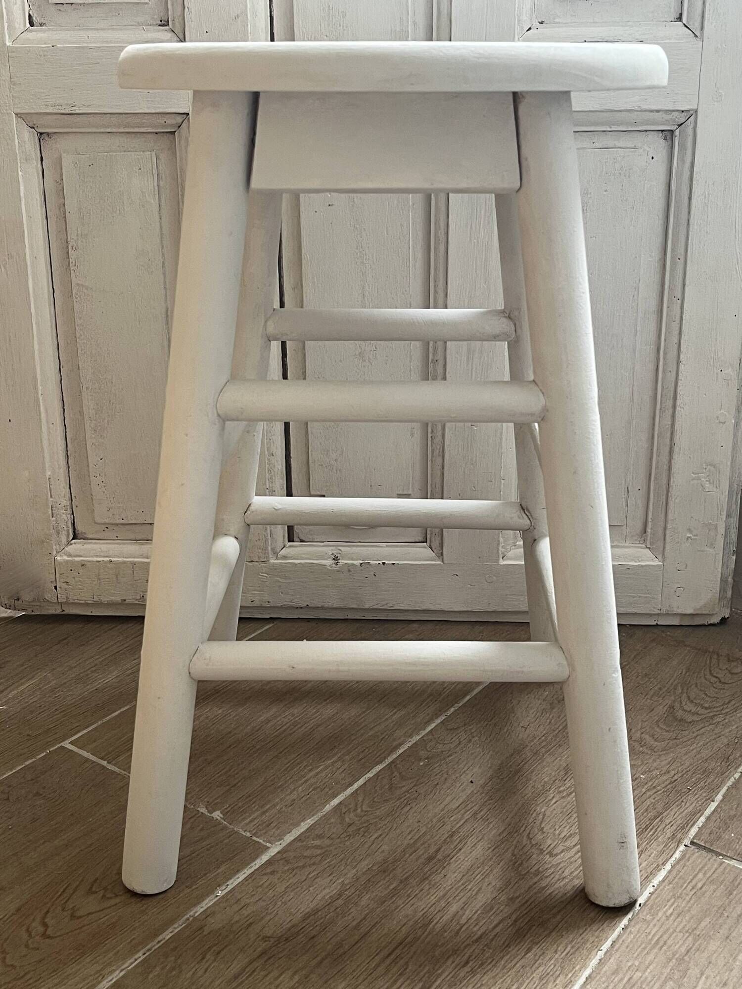 Wooden stool "Design by Artefact"