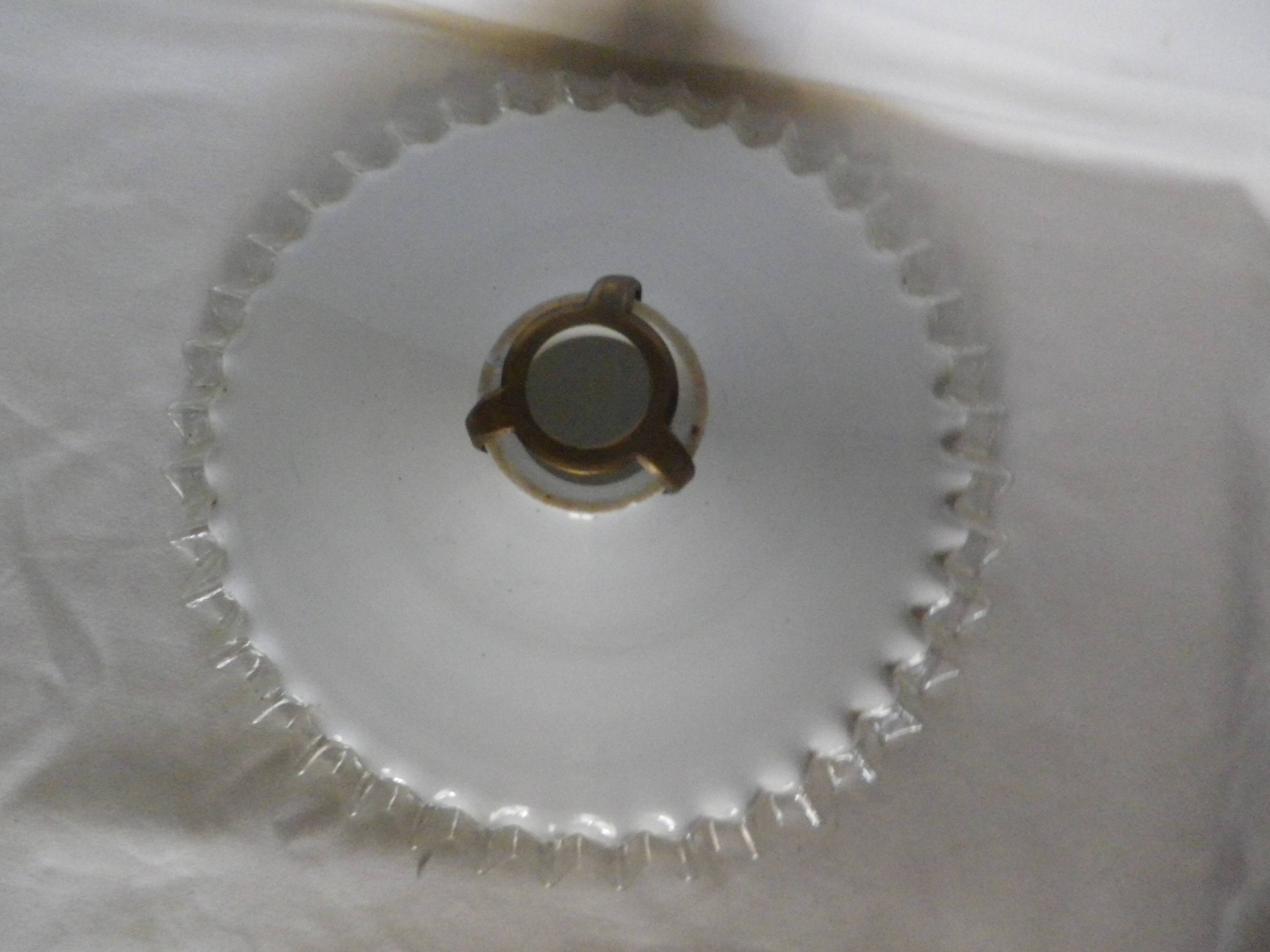 white serrated opaline