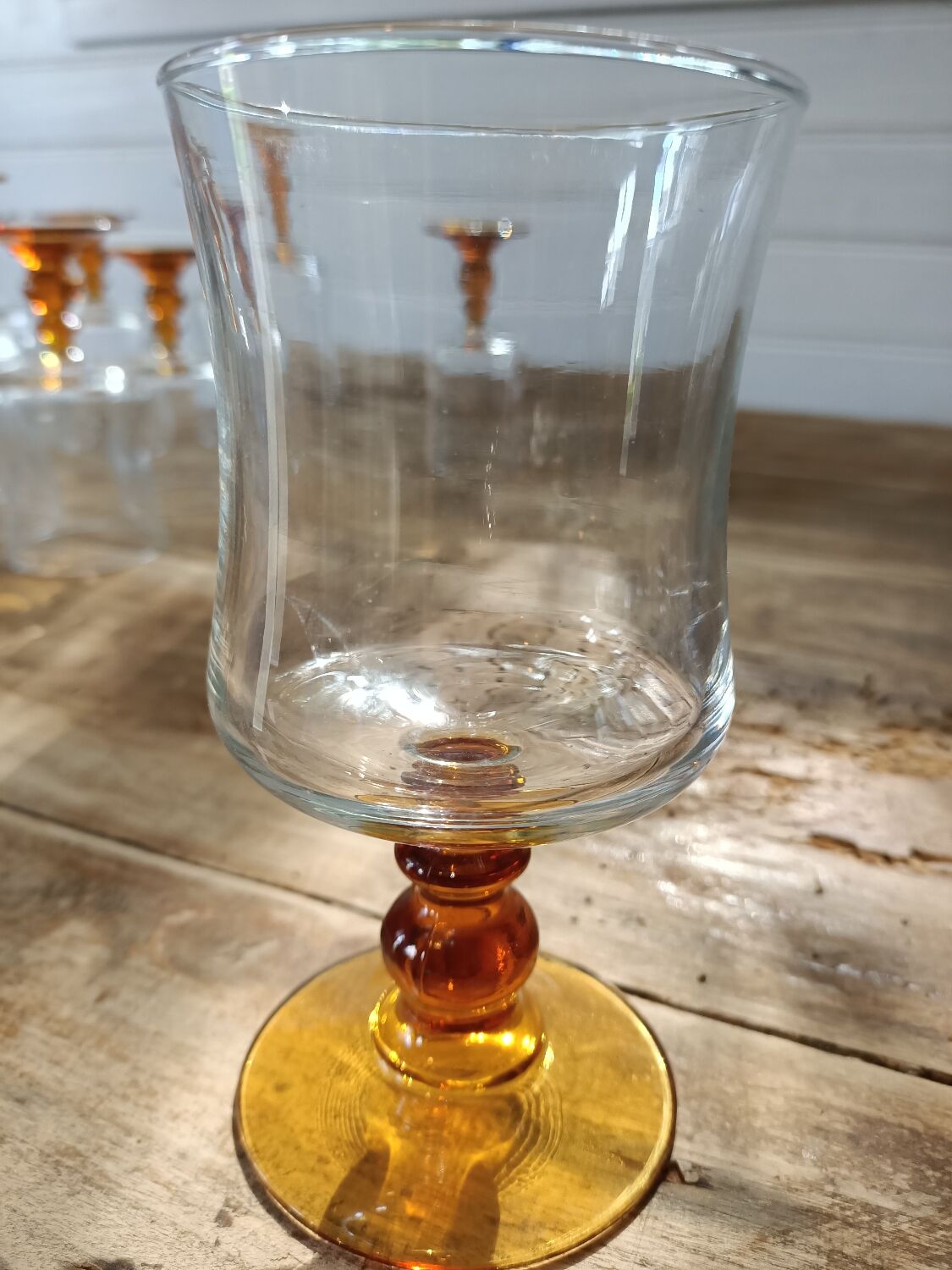 8 amber foot glasses
