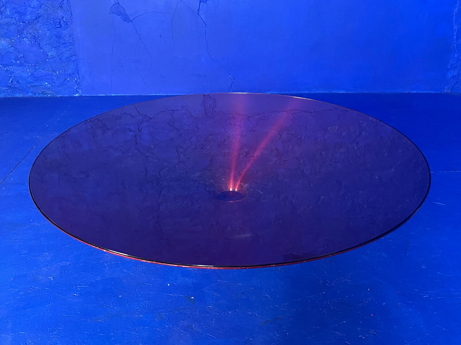 UFO coffee table up