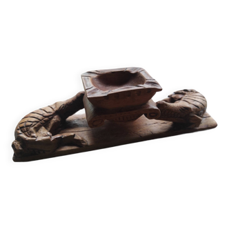 Carved wooden ashtray with vintage crocodiles