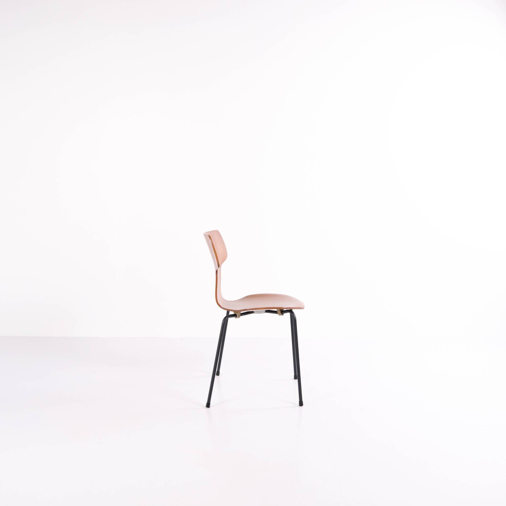 Set of 6 dining chairs – T-Chair / Hammer Chair – Model 3103 – Fritz Hansen