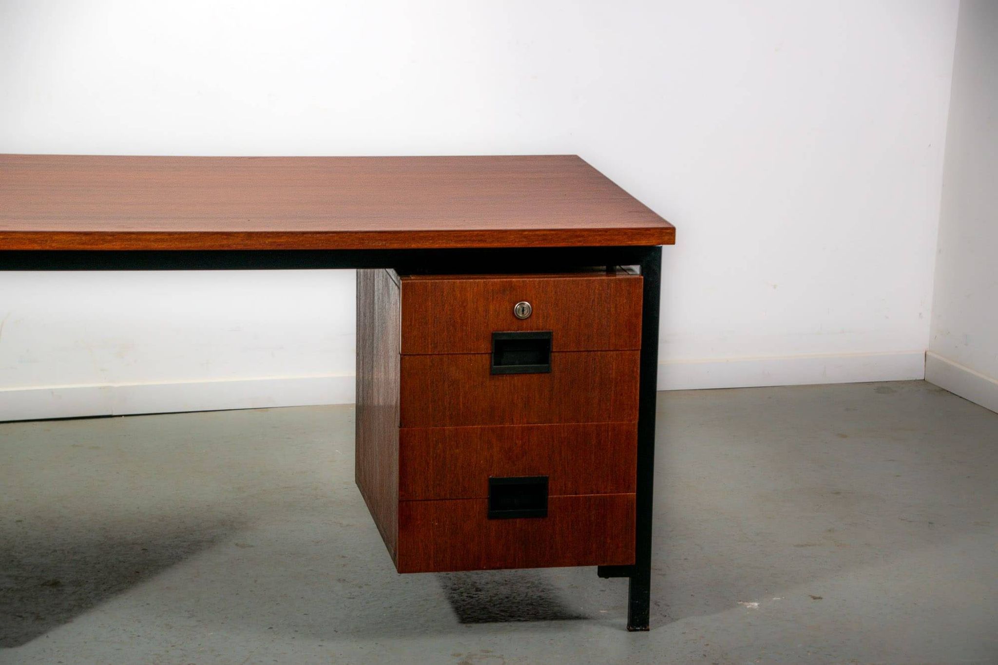 Japan Series EU02 desk by Cees Braakman for Pastoe