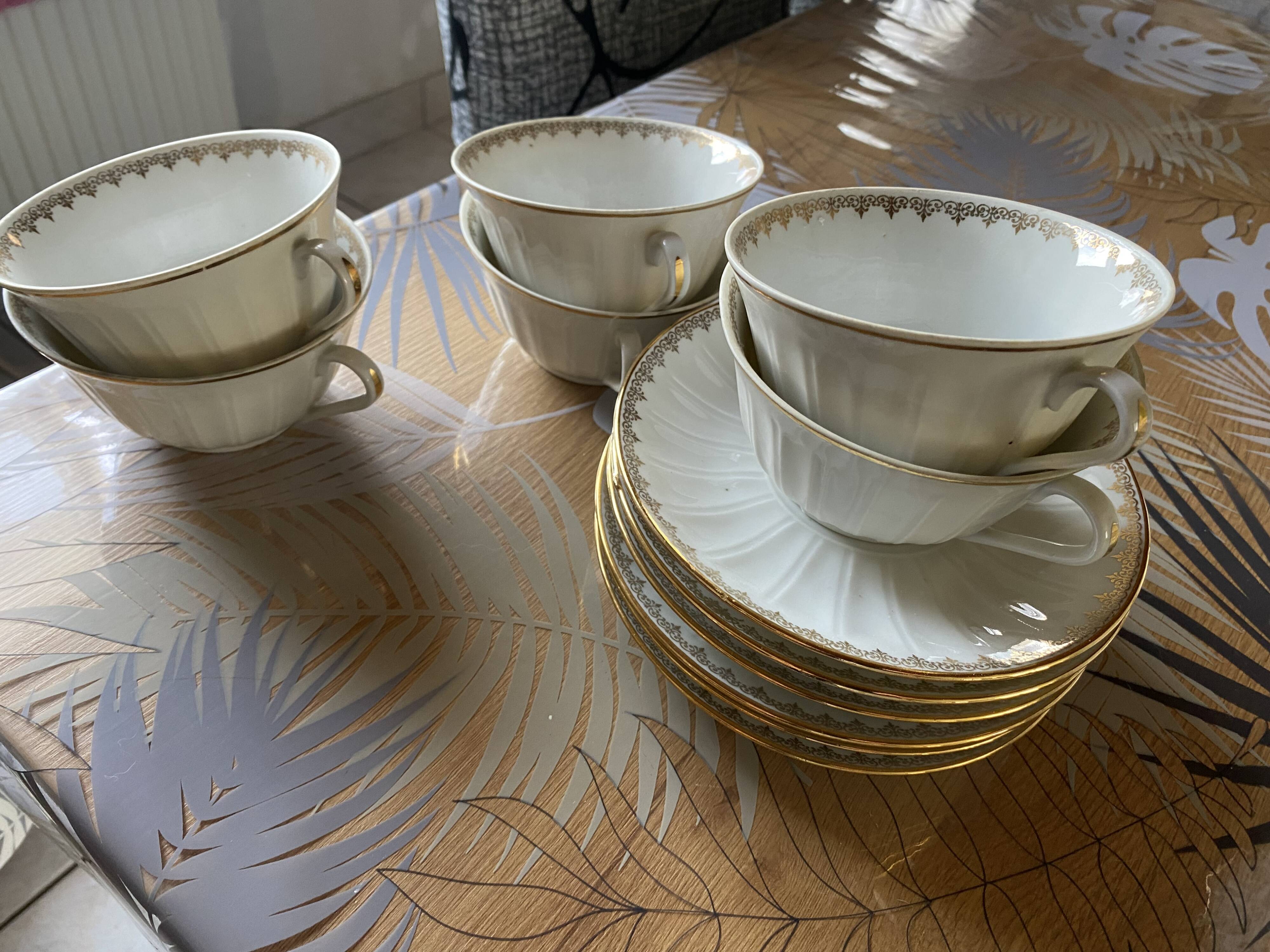 6 tasses et soucoupes porcelaine ADP France Royal de Luxe
