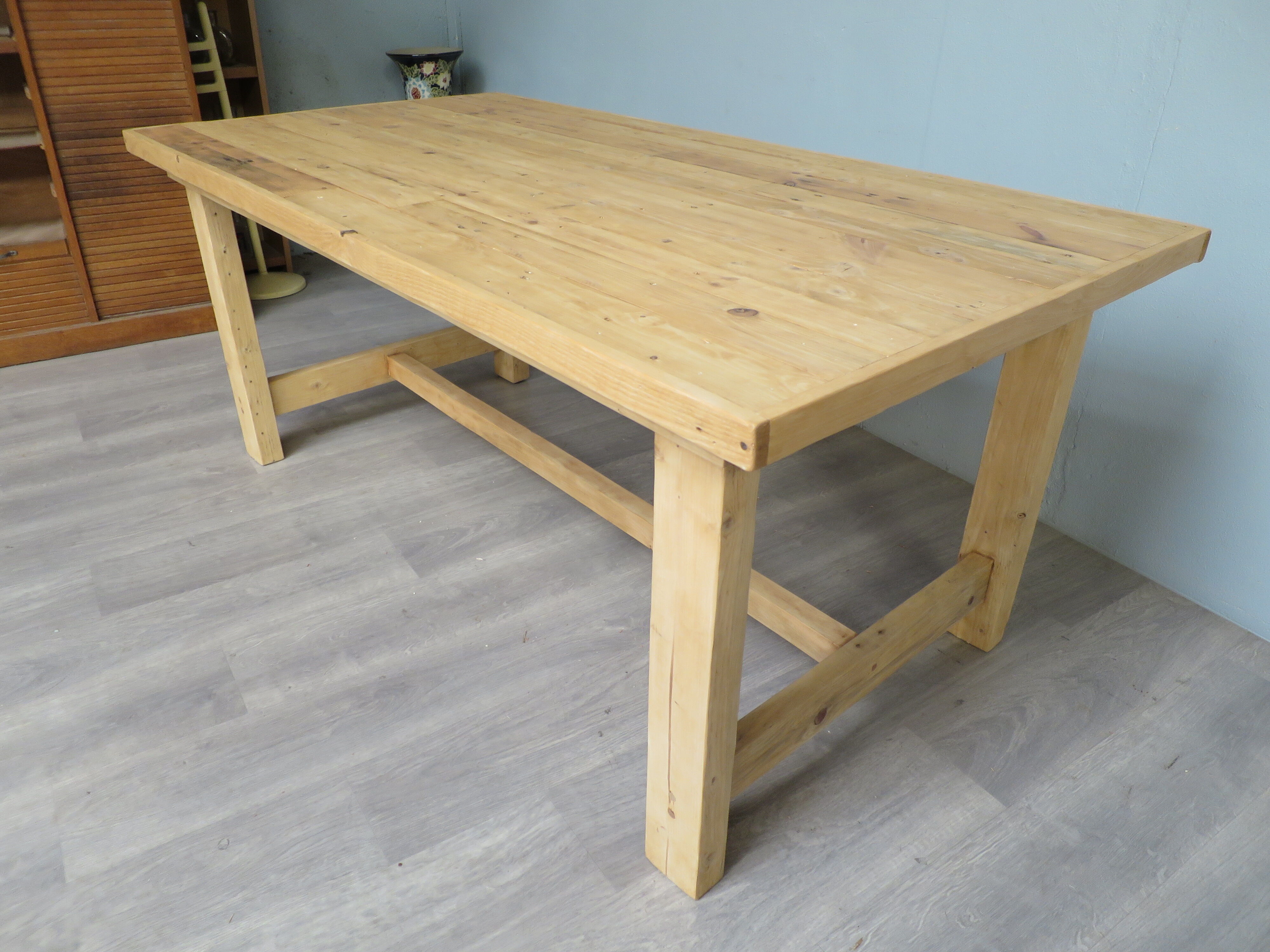 Farmhouse table made of "recycled" wood