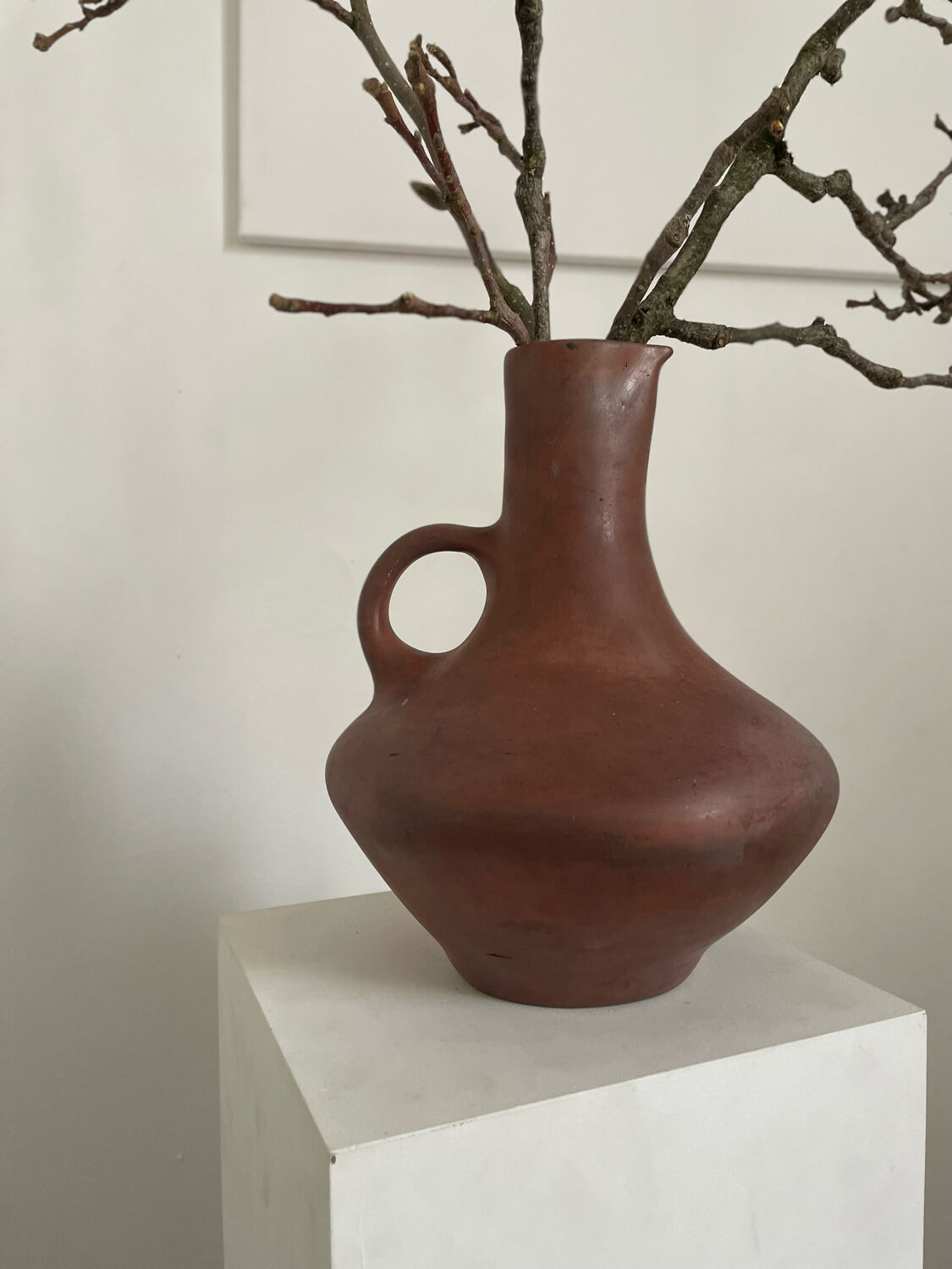 Ceramic carafe vase