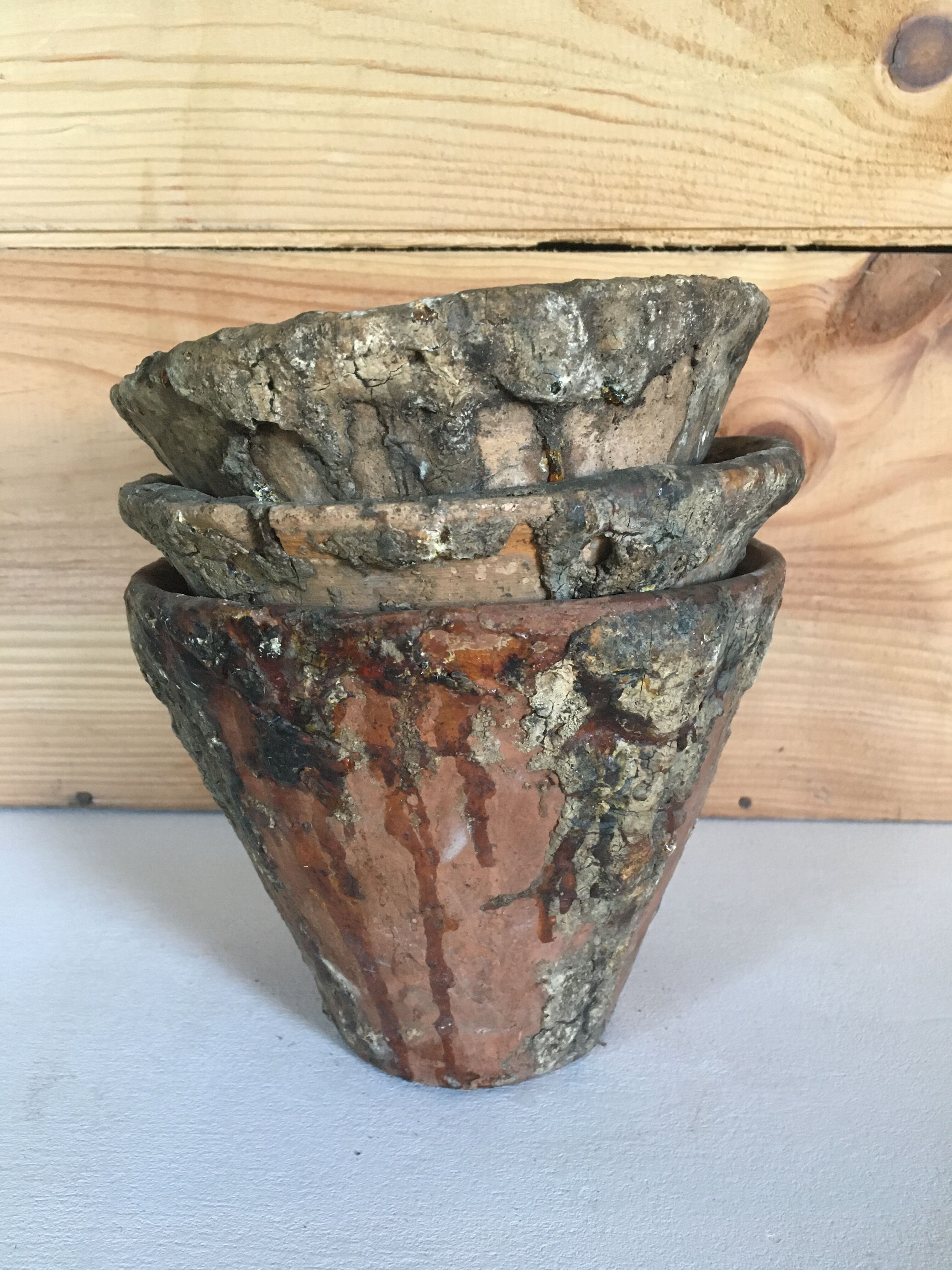 Terracotta resin pot