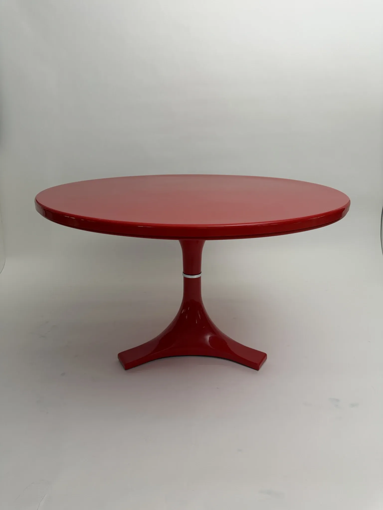 Red '4997' Dining Table by Gardella & Castelli for Kartell, Italy, 1970