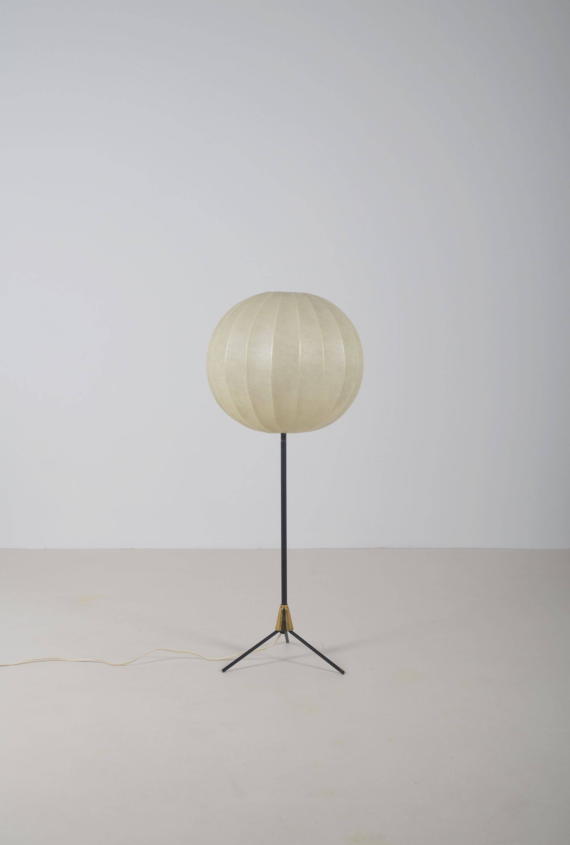 Lampadaire vintage en cocon avec accent en laiton, années 1960