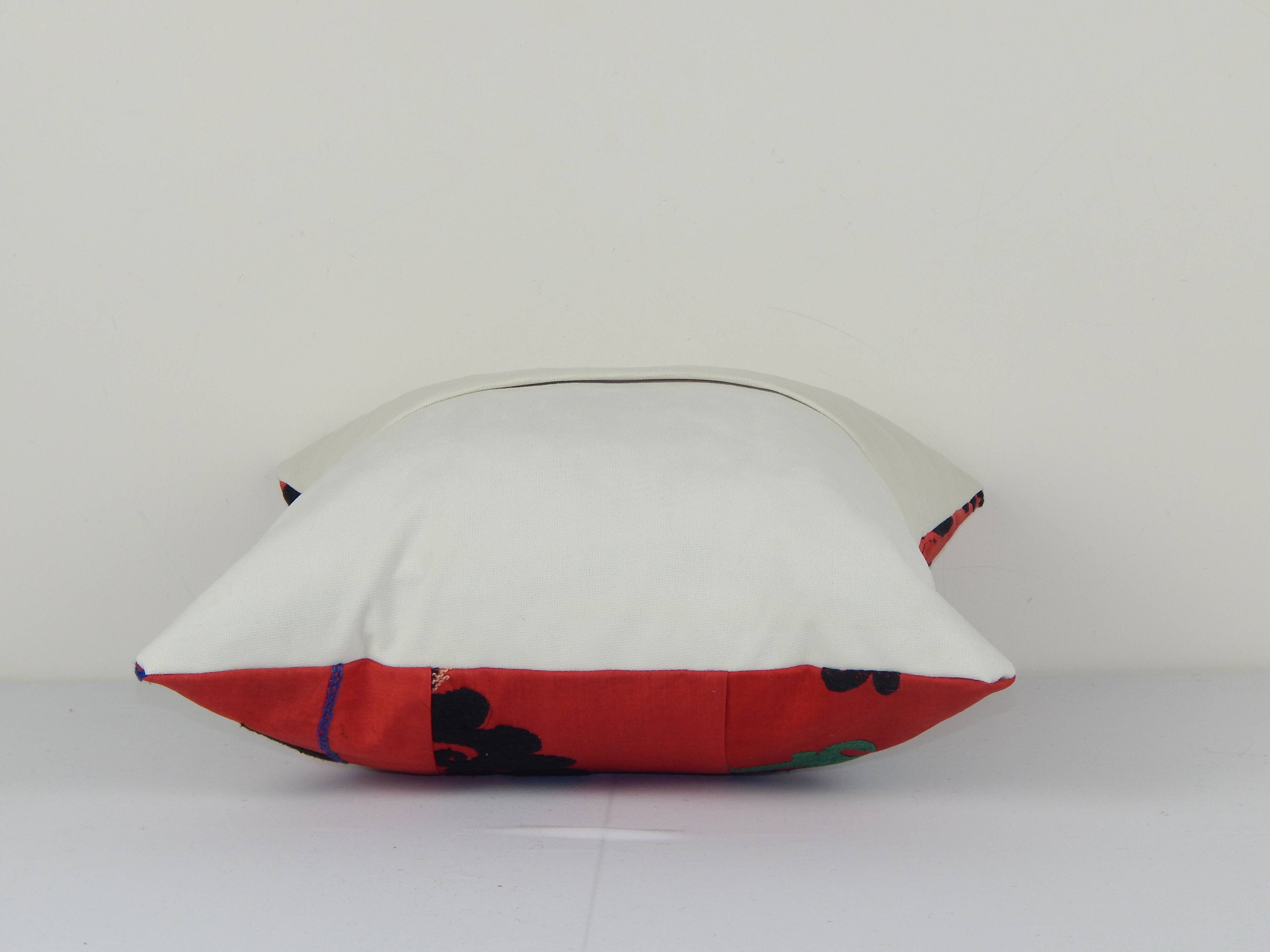 20" x 20" Hand Embroidery Cushion Cover, Suzani Pillow Case, Home Decoration pillow AS139