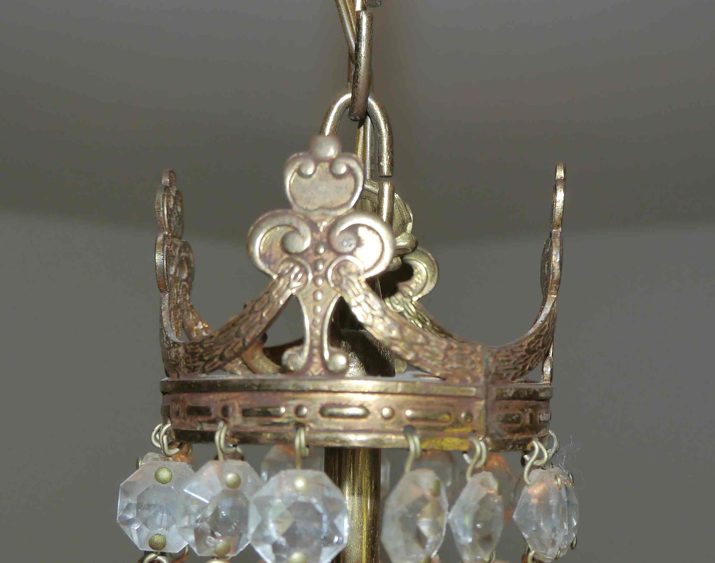 Suspension chandelier with metal and glass grapevines manufactured 60's / 70's