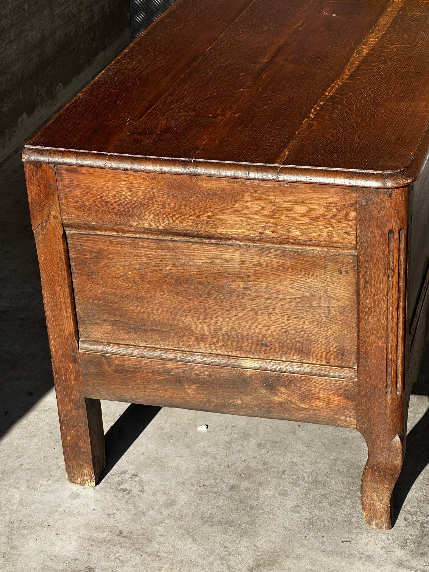French provincial chest in carved and pegged solid oak, 18th century.