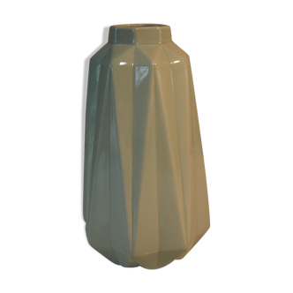 Green Art New Art Deco worked vase of water