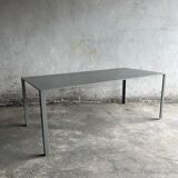 Grand 'Less' grey powder-coated aluminium dining table by Jean Nouvel for Tecno, minimalist 1990s