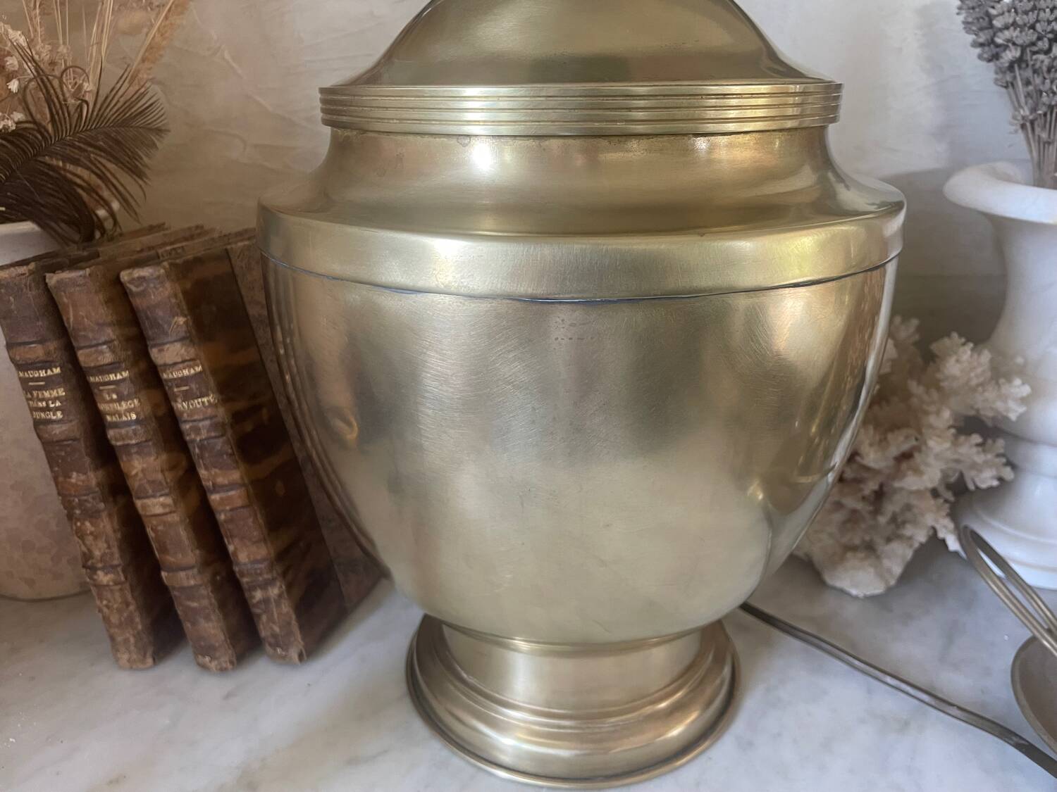 Vintage brass baluster lamp